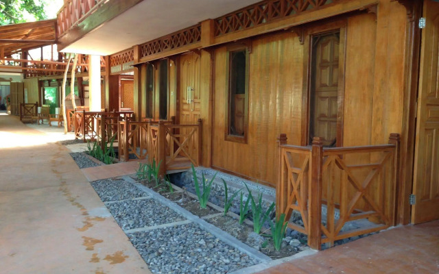 The Lombok CRC Hotel