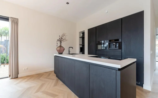 Beautiful Water Villa Near Harderwijk