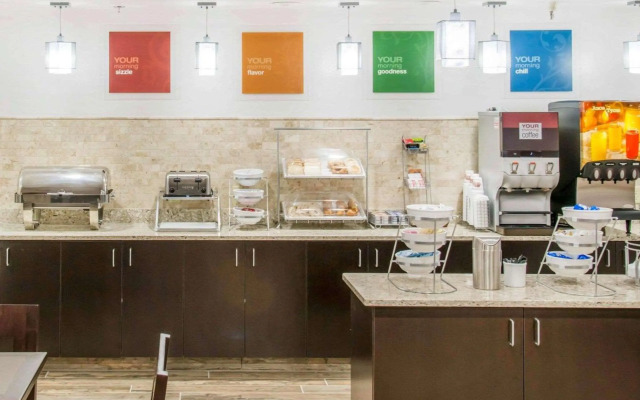 Holiday Inn Express & Suites Eden Prairie – Minneapolis by IHG