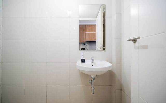 Nice And Comfy Studio At Orchard Supermall Mansion Apartment