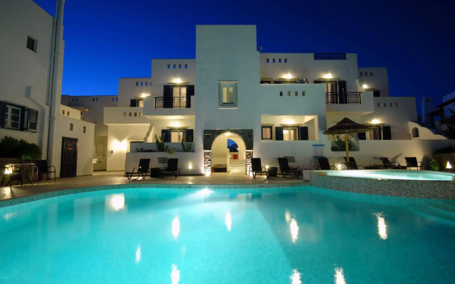 Liana Beach Hotel & Spa