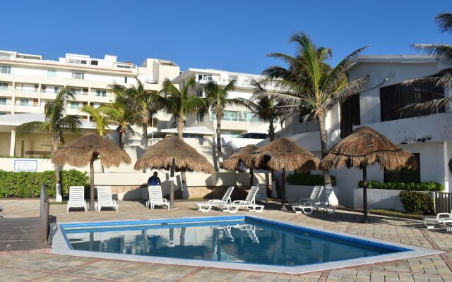 Cozy Studio In Beachfront Condominium