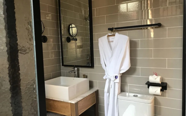 Manxin Beijing Qianmen Courtyard Hotel