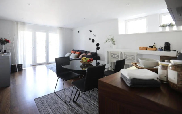 Santa Joana Apartment with garden and heated pool