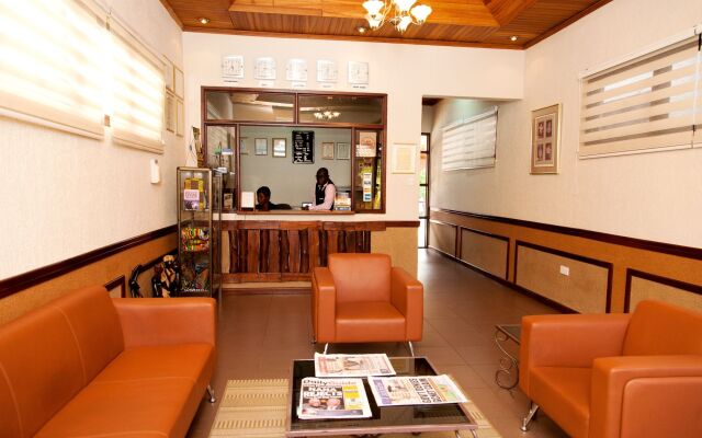 Mahogany Lodge, Cantonments