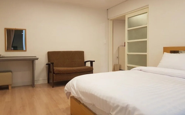 Goseong Sunshine Beach Pension