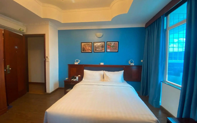 A25 Hotel - 221 Bach Mai