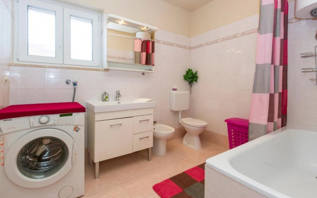 Nice Home in Labin With Wifi and 3 Bedrooms