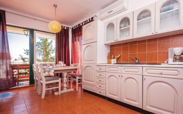 Amazing Home in Vodice With Wifi and 1 Bedrooms