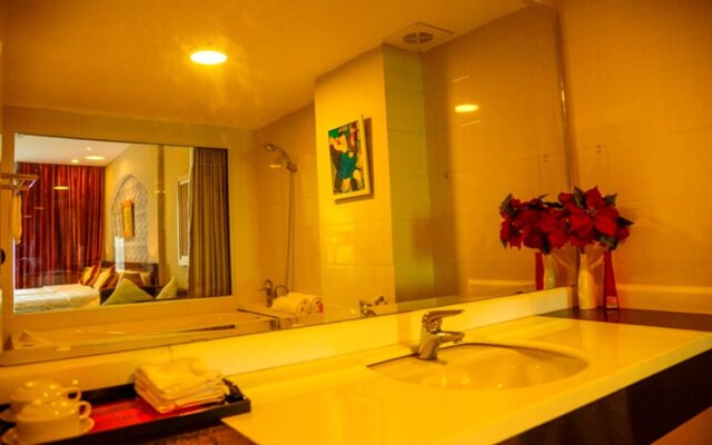 Sunrise Suites Hotel Hanoi