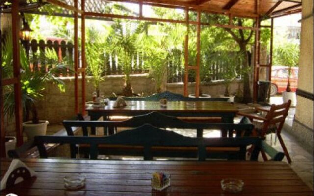 Family Hotel Sans Souci