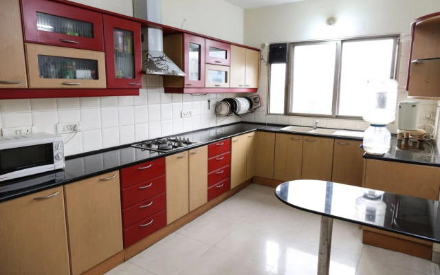 La Royle Appartments By OYO Rooms