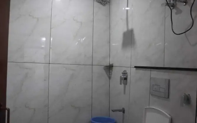 Hotel Everest Highland by Krishiv