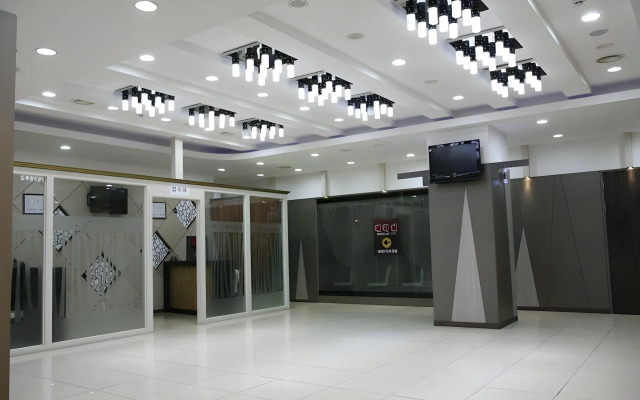 Hotel Samwon Plaza