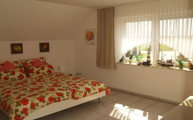 Holiday Home Frog Prince