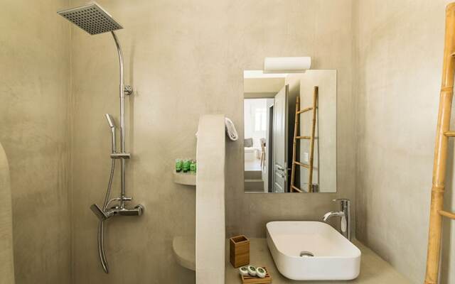 Windmills Villa 4 Luxury Villa in Kythnos