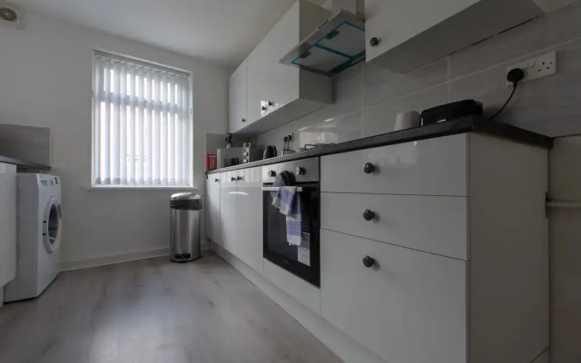 Lux Apartments 4 Bedroom House Molyneux