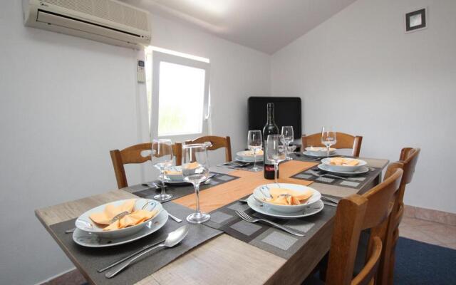 Apartment Mara I.