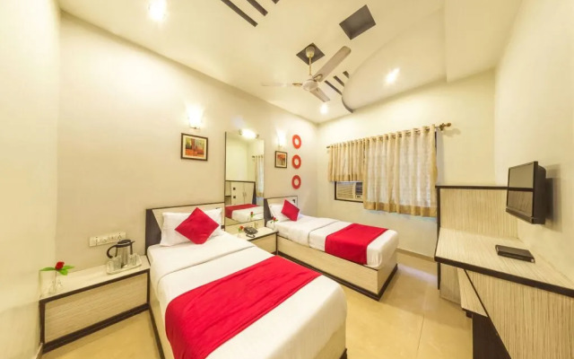 OYO 19003 Flagship Hotel Rudra Mahal