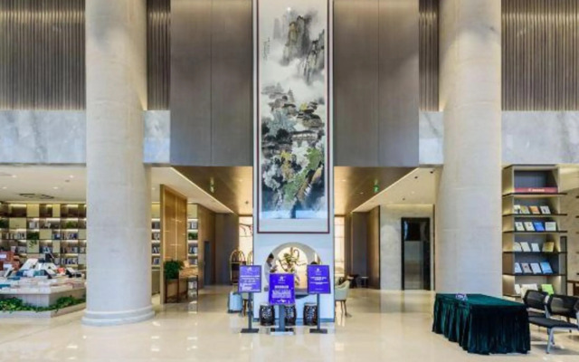 Hui Cui Lou Hotel