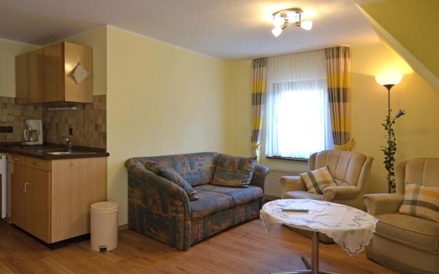Lovely Apartment in Oberkirchen near Golfing and Horse Riding