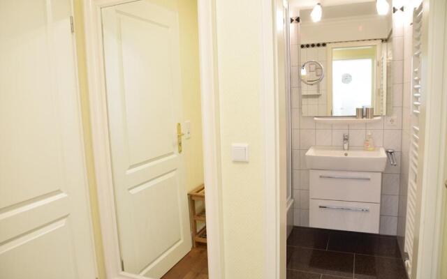 Kampstraße 9, W2, GB3