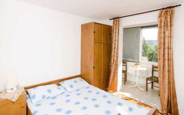 Rosa Apartments
