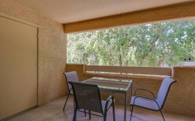 Luxury Paradise Valley Condo, Complete Remodel!