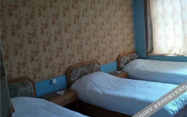 Rongcheng Jiazhou Express Hotel