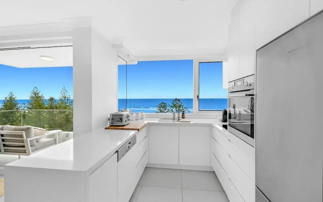 Seaview Coastal Retreat
