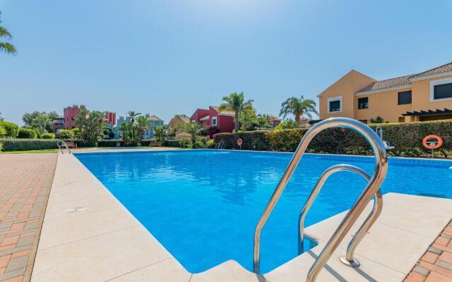 El Rincón del Golf I by HOMA