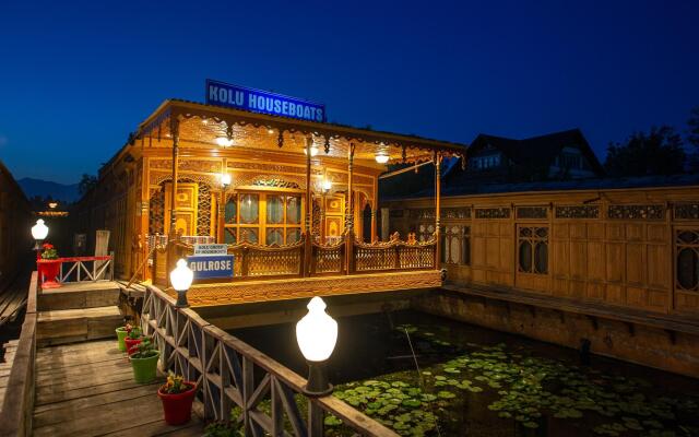 Sea Hawk Group Of Houseboat