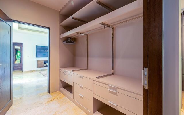 6BR Luxury Tropical Pool Villa PH125