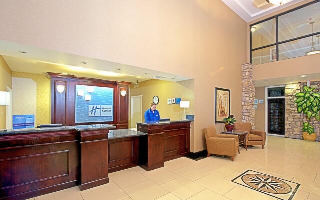 Holiday Inn Express & Suites Tucson, an IHG Hotel