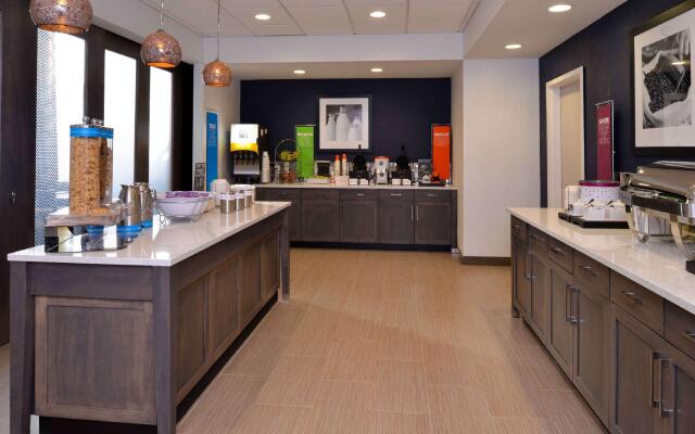 Hampton Inn & Suites Albany-East Greenbush