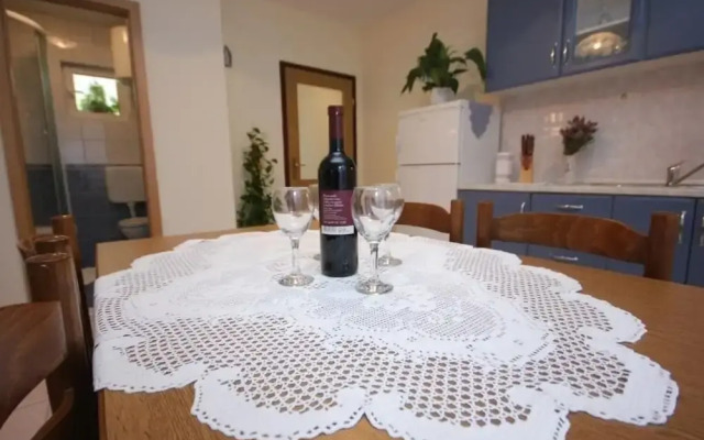 Zoki - Great Location Close to the sea - A2 Plavi