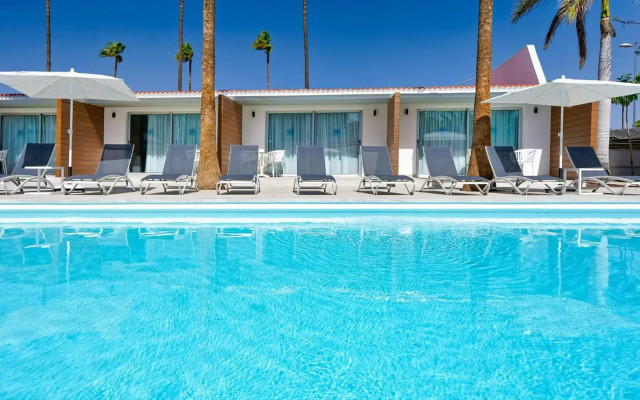 Sanom Beach Resort - Adults Only