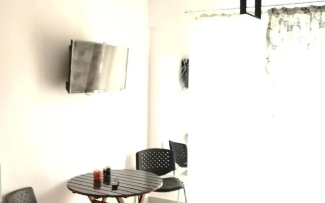 Iliana's house