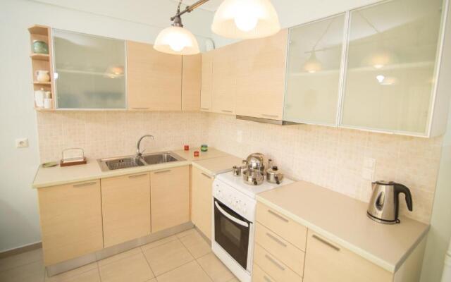 Kalamata Suites Marina