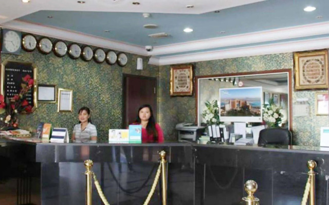 Royal Garden Hotel