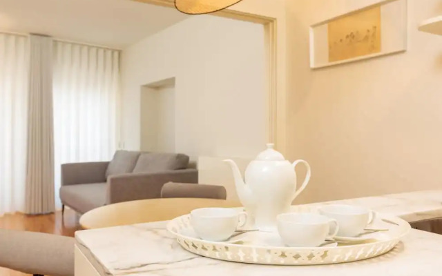 Travelstaytion - Flores M in Porto