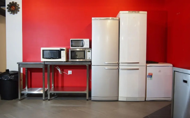 Guest House Opaliha Loft Rooms - Hostel