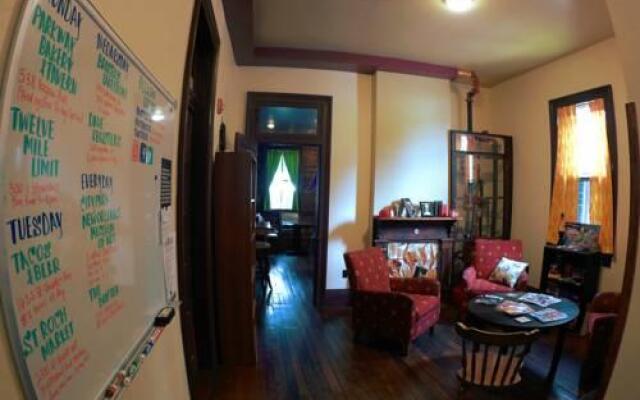Site 61 Guesthouse