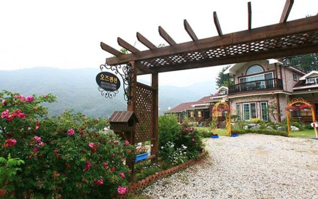 Yangpyeong Ooz Pension