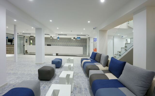 Mar Azul Pur Estil Hotel & Spa