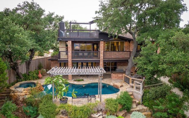 Hummingbird Hideaway 4 Bedroom Home