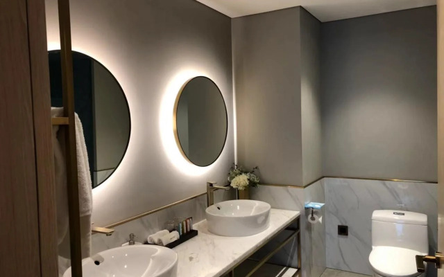 Ophelia299 Boutique Hotel