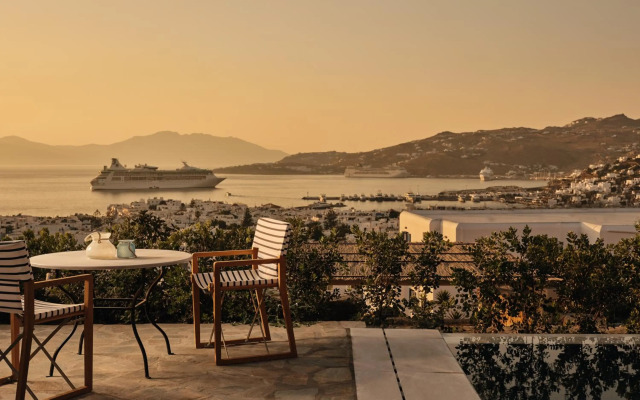 Belvedere Hilltop Complex Rooms & Suites - The Leading Hotels of the World