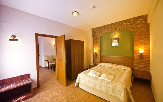 Natur-Med Hot Springs and Health Resort