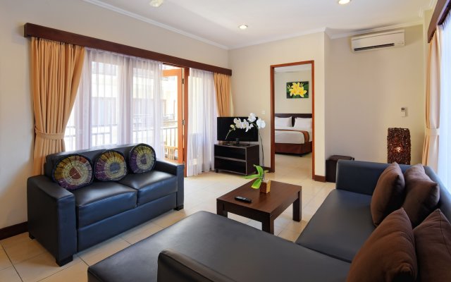 Kuta Townhouse Apartments